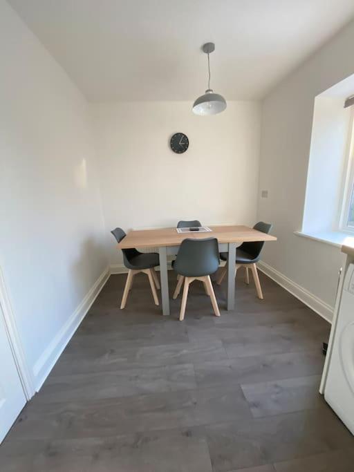 Stunning Apartment In The Heart Of Broadway Broadway  Exterior photo